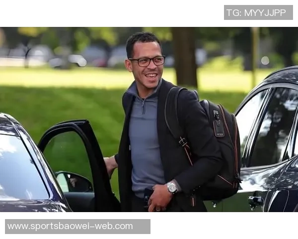 詹俊分析罗塞尼尔需赢得队委会支持与切尔西新人的契合度 詹俊分析罗塞尼尔需赢得队委会支持与切尔西新人的契合度